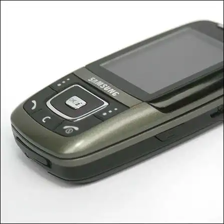 熊坛《手机时尚论坛》:三星d600英文版试用