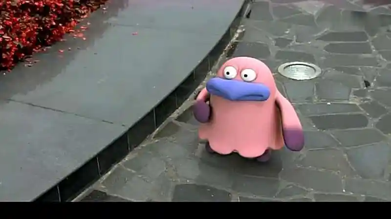 金甲战士:这个优玛太好玩了,竟然可以把人变成这样!