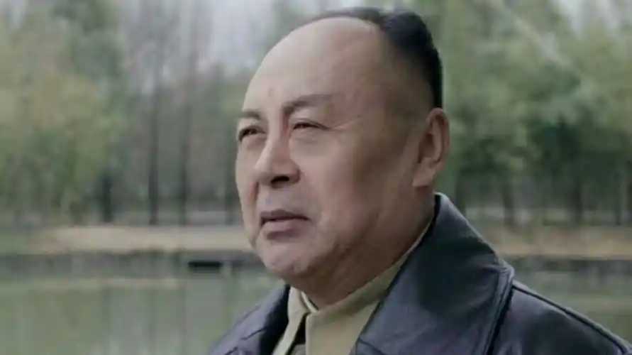 p data-id="go6ebrpjwx">谷伟,男,汉族,出生于中国,教授, a target="