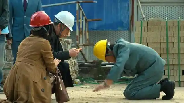 《狂飙》大嫂和泰叔到底什么关系?