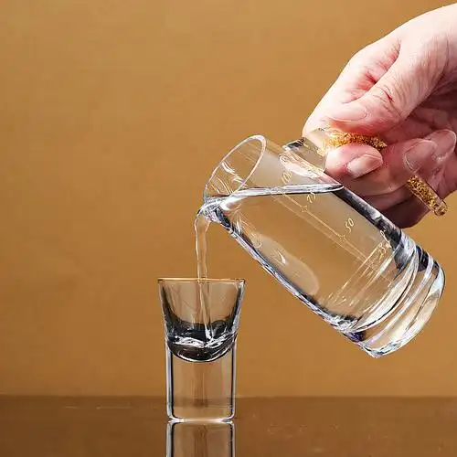 白酒酒具礼盒套装白酒酒杯分酒器商务伴手礼1壶2杯印刷logo小酒杯