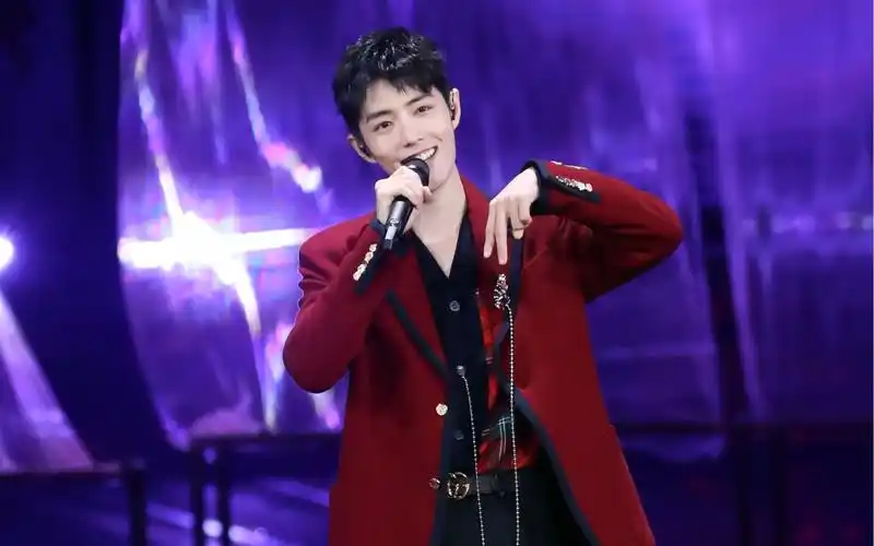 肖战201231东方卫视跨年演唱会野子肖战直拍