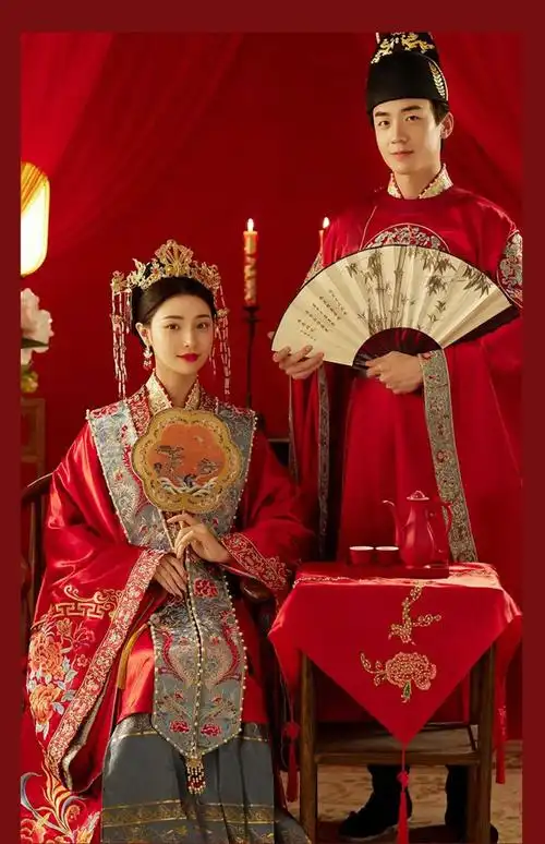 明制汉服婚服中国风古装嫁衣结婚礼服大气奢华凤冠霞帔情侣秀禾服 n