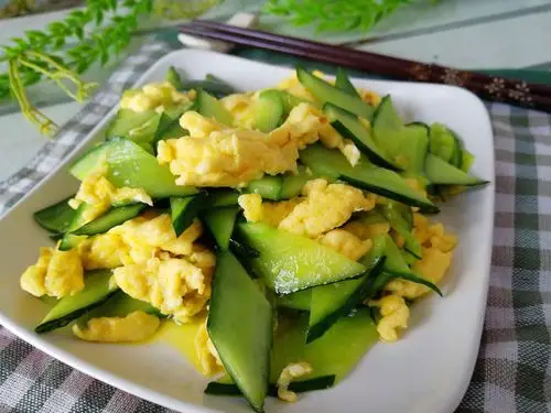 青瓜鸡蛋家常做法 最简单的做法-吾尊时尚