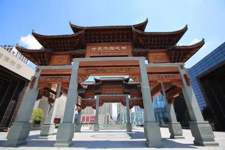 举措,从严从实筑牢防线,防疫新型肺炎,东阳中国木雕城与你一起在行动!