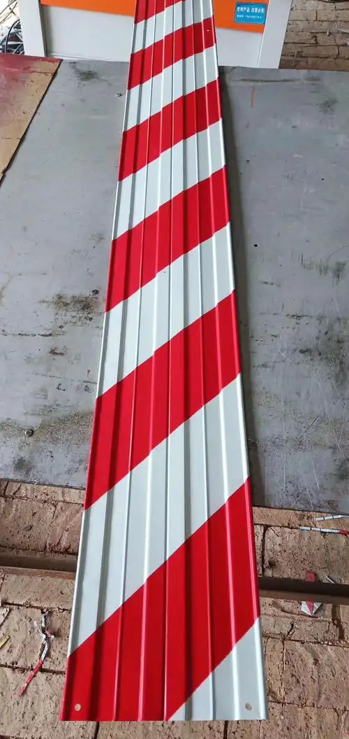 建筑工地脚手架踢脚板楼层镀锌铁皮挡脚板踢脚线安全隔离带警示带黑黄