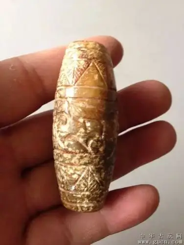 出土的汉代老玉天珠