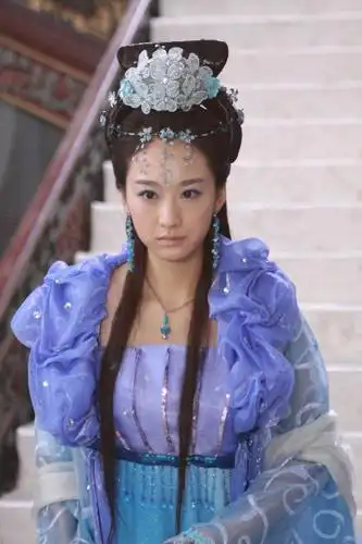 活佛济公2热播穆婷婷向陈浩民讨演戏经验