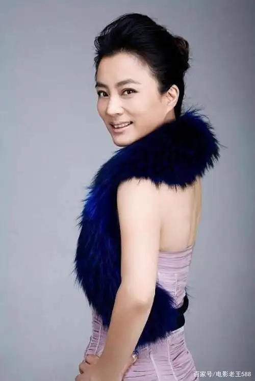 中国内地最早的影视歌三栖明星之一 第一代甜歌皇后李玲玉美图搜集