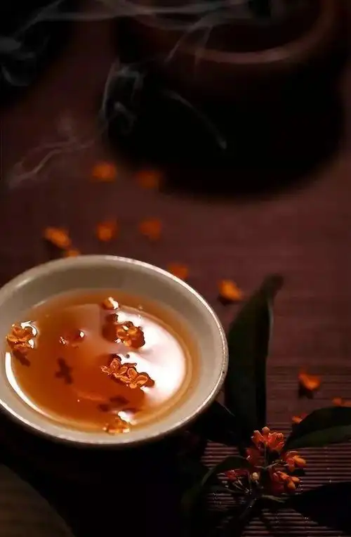 一颗清心 秋日午后 盈一眸暖意 纳一份闲情 煮一壶清茶 任幽香冲去