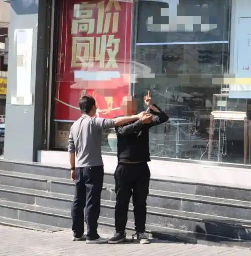 文山一小偷被抓_熊某_案件_山城区