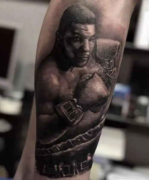 一代拳王泰森纹身_拳击