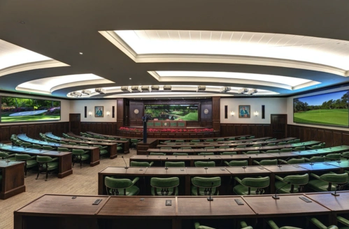 前方盘点大师赛采访室让人震撼五点话筒人人一个