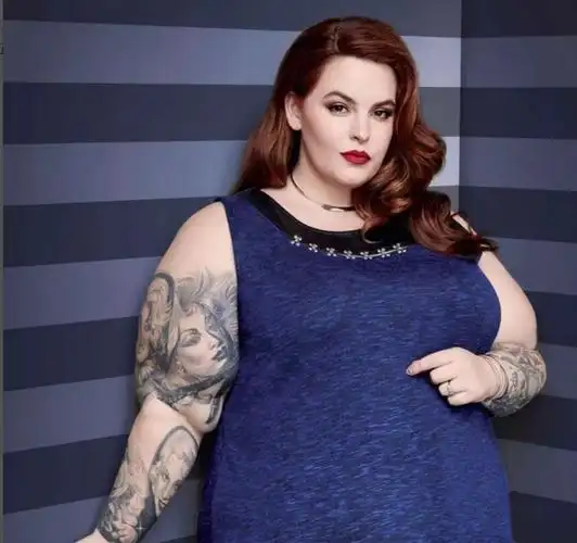 世界上最胖的超模:三百多公斤,还自称天生美,永远都不会瘦