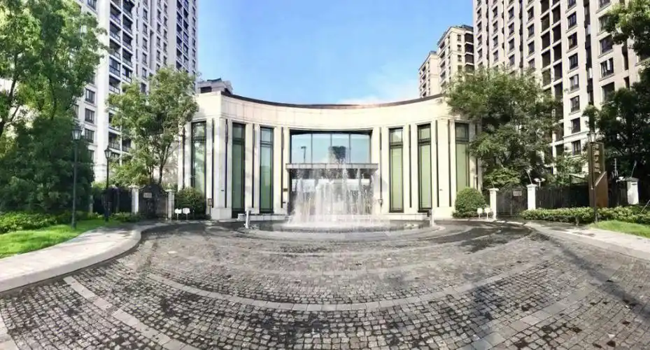 新天地翠湖天地四期隽荟建面377平米4室