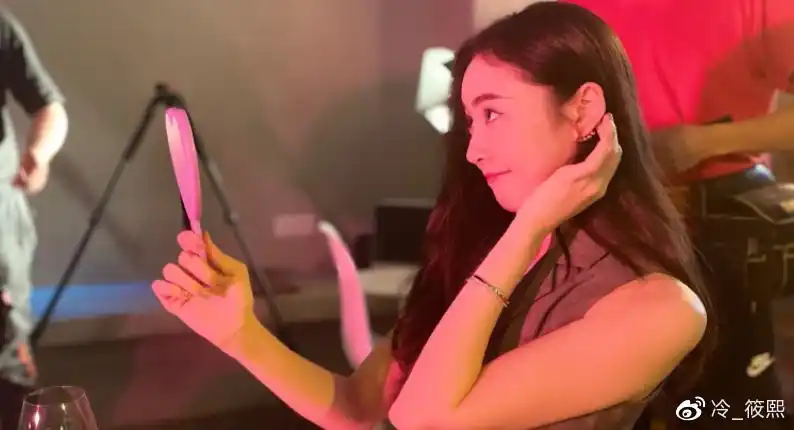 霍尊陈露长达九年的恋爱结束了男方回应没有诚意