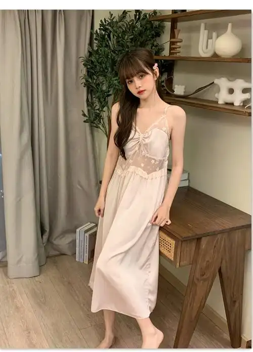 网红女私藏纯欲法式蕾丝v领性感吊带裙冰丝高级感长袍两件套睡衣 - 17