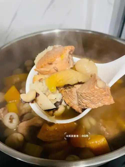 海底椰木瓜猪展肉汤