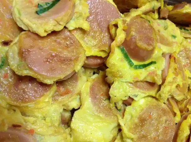 火腿肠煎蛋饼
