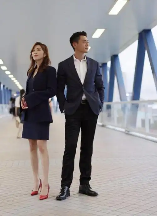 直到《反黑路人甲》,赖慰玲饰演的霸气大姐大再度让网友看到她的演技