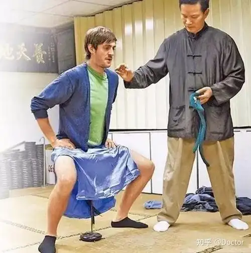 大案纪实奇葩铁裆功下体吊起数十斤重物还有女人练