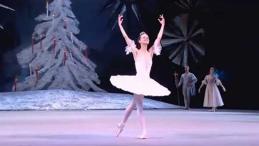 ninakaptsova莫大首席糖果仙子之舞芭蕾(2010)