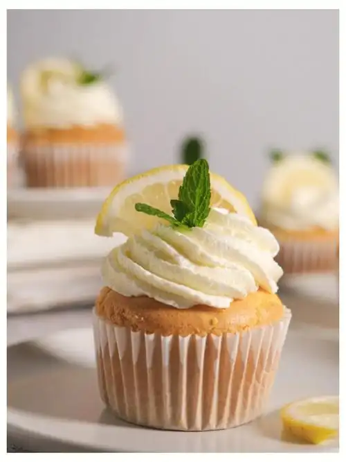 柠檬纸杯蛋糕