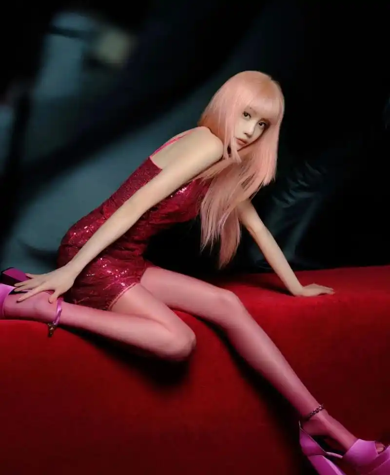 李溪芮的大长腿!