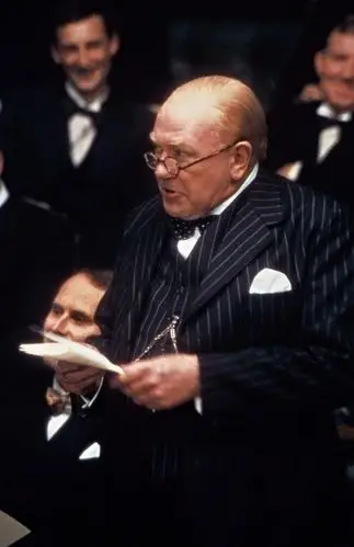 暴风前夕 the gathering storm (2002) 导演: 理查德·隆克瑞恩 编剧