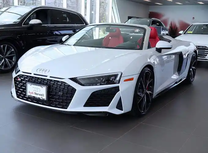 奥迪全新r8敞篷版实拍图片来袭未来将不再生产r8