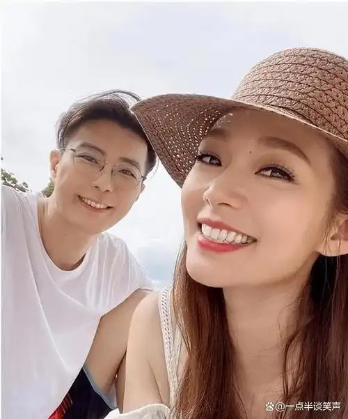 最近tvb两位实力派演员吕慧仪和张景淳的官宣恋情,就为这个浮躁的圈子