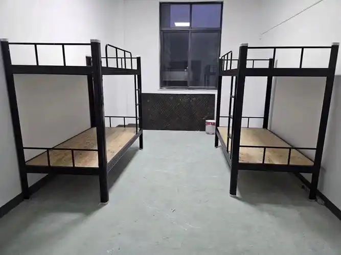 新买的宿舍上下铺,重新装