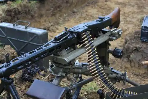 二战德军经典机枪mg34是世界上第一种通用机枪