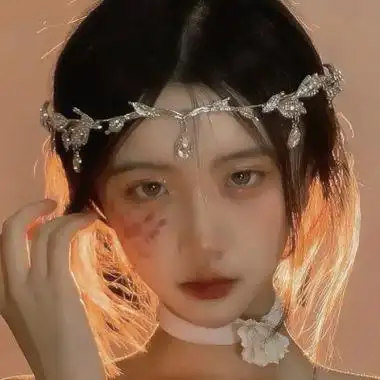 让人一眼就惊艳的头像女