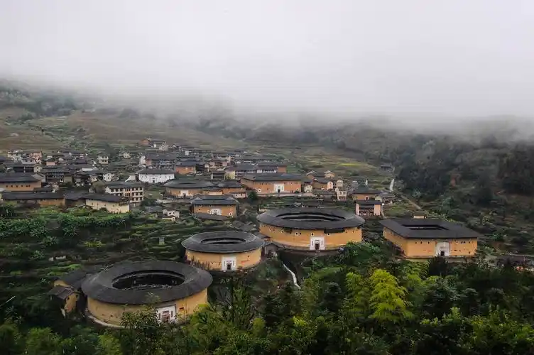 客家明珠——福建土楼