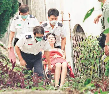 探访蓝洁瑛寓所 知情人透露:她早前曾洗澡摔伤