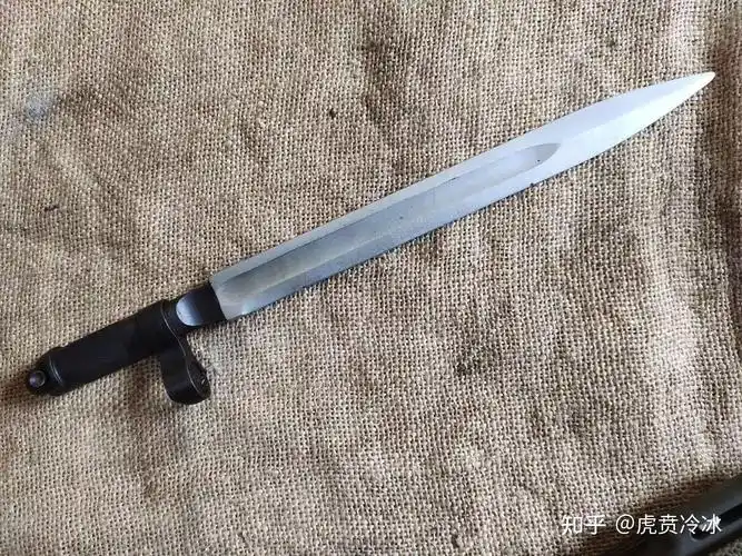一代经典支作,几代军人的情怀,-56半剑形刺刀世界冷兵器专家虎贲冷冰