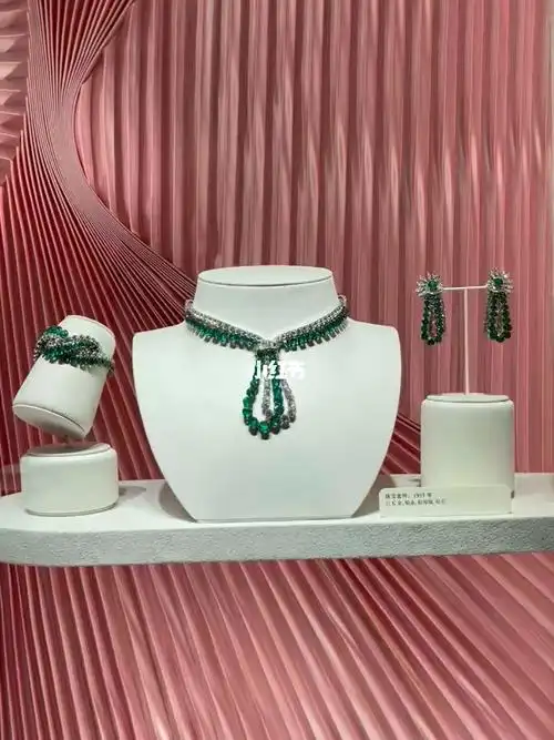 梵克雅宝高级定制珠宝展