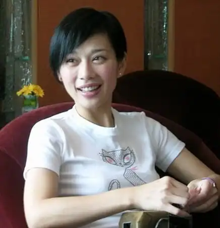 图演员张铎老婆资料简介八年姐弟恋坦露娱乐圈爱情保鲜法