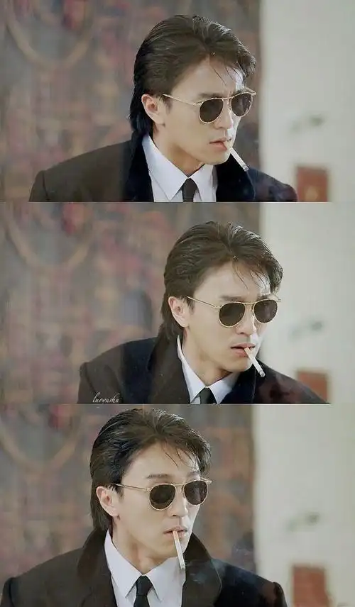 俊采星驰周星驰黑长直照片真婀娜星爷扮女人正面照在这里