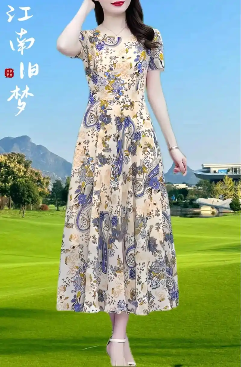 贵夫人高档真丝碎花连衣裙 亲爱的姐妹们,贵夫人高档真丝连衣裙新款来