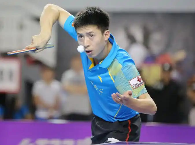 楚天运动频道-羽毛球爱好者的聚集地!