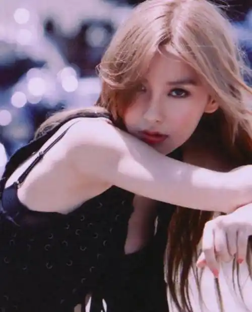 本来以为杨颖虽然成团但是未出道,很让人遗憾不能看到杨颖在女团中的