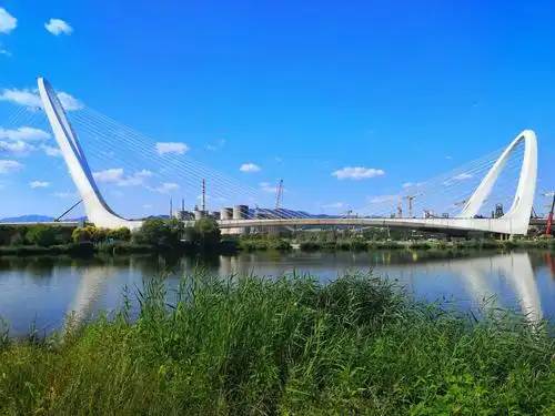 永定河上的《长安大桥》