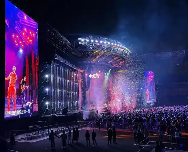 薛之谦三巡苏州演唱会来咯_薛之谦_演唱会_景点_苏州市体育中心攻略