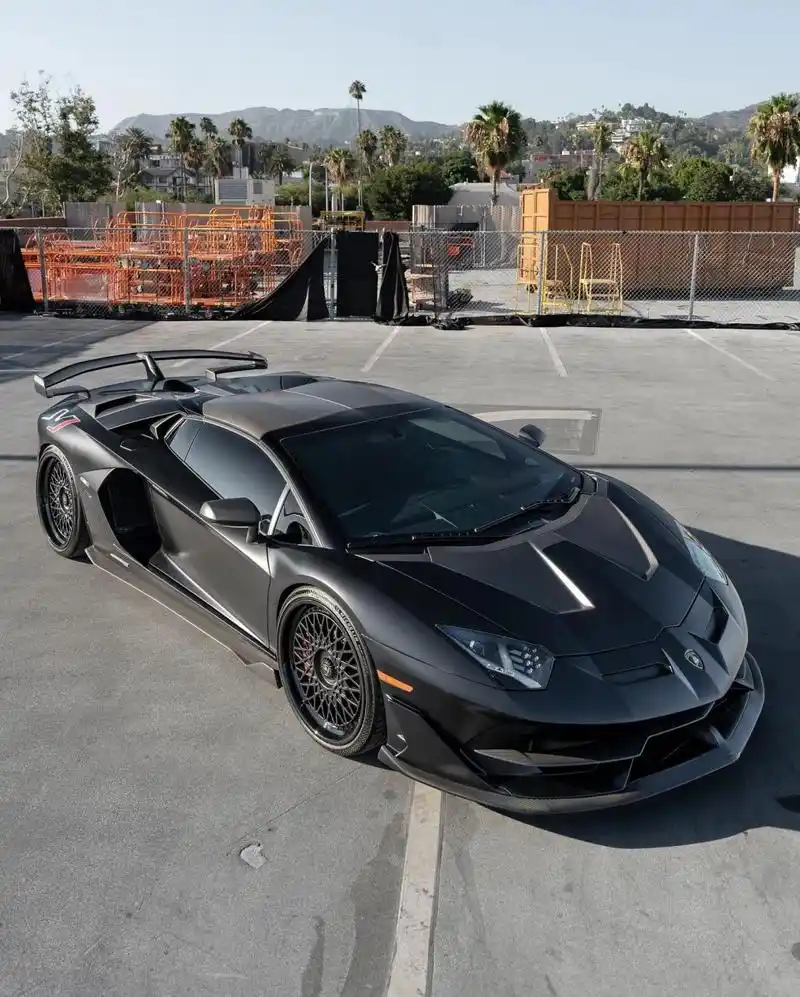 兰博基尼 aventador svj 黑武士94 兰博基尼|兰博基尼 svj|超级跑车