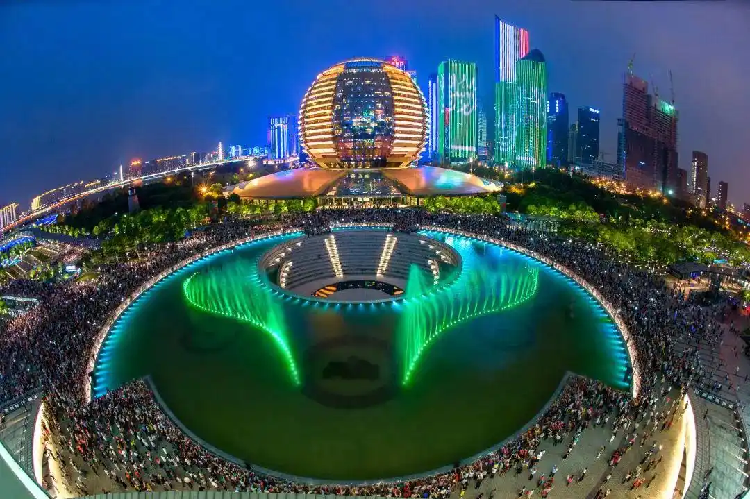 9,拍摄地点:杭州市上城区钱江新城.