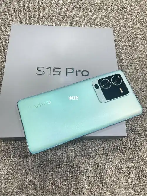 vivo s15 pro搭载天玑8100处理器,前置1600万像素摄像头,后置5000万