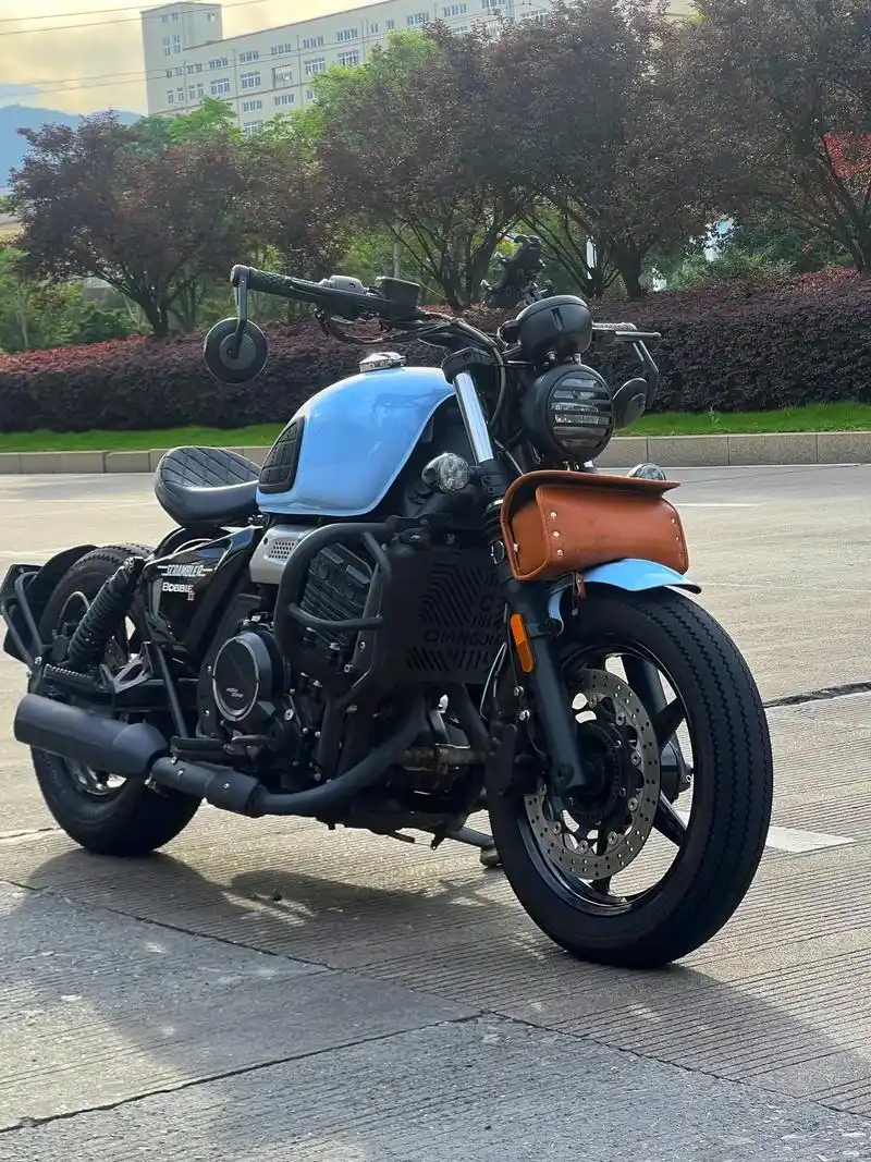 长江400摩托车复古巡航 双座版本 改了单座 原厂配件全部齐全