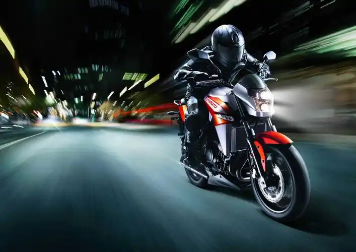 春风摩托车春风650nkcf650报价价格